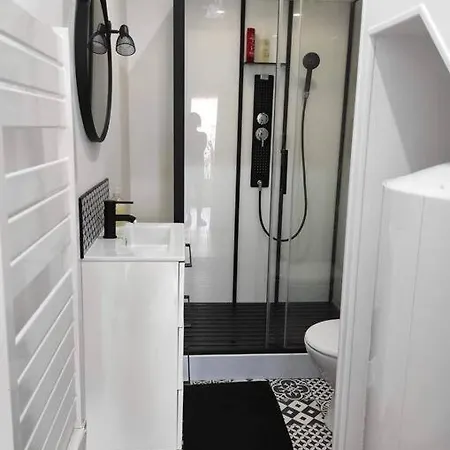 Maison Avec Patio Entre & Campagne Vakantiehuis *