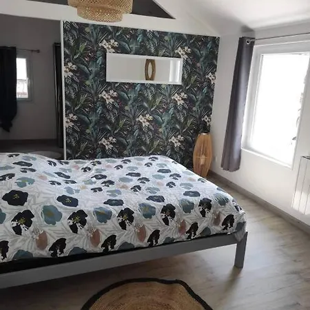 Maison Avec Patio Entre & Campagne